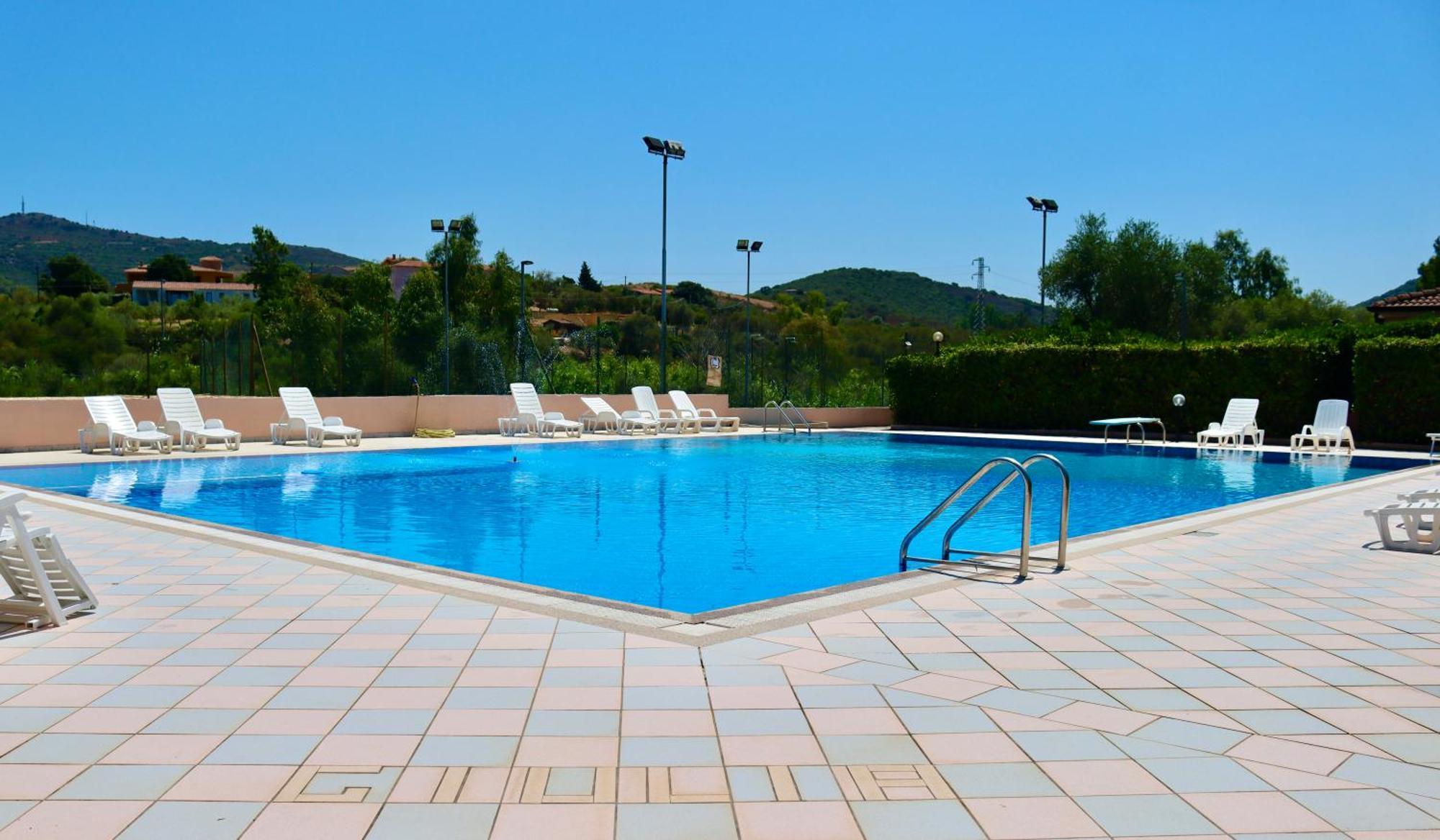 Villa Nivessa San Teodoro  Exterior photo